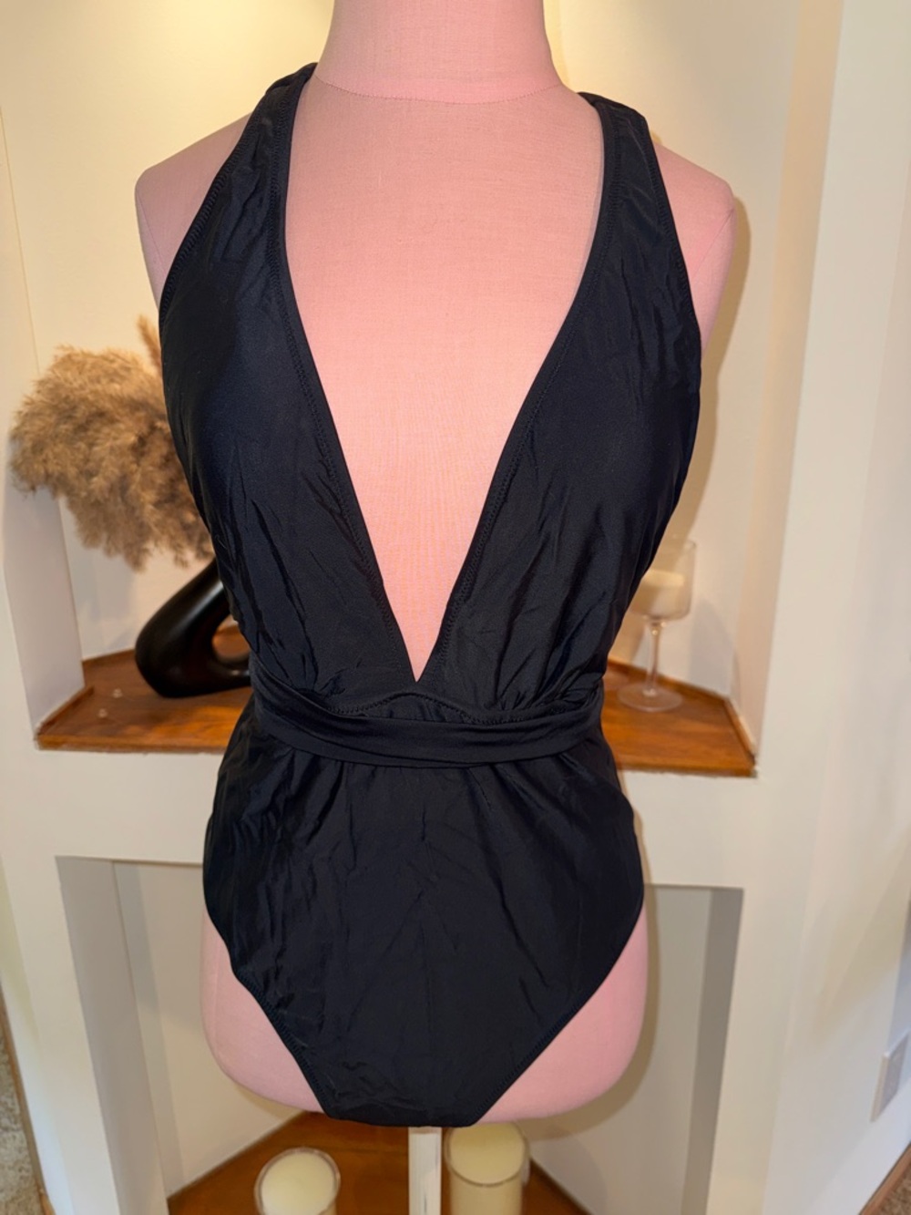Cupshe Black Plunge V One-Piece Swimsuit